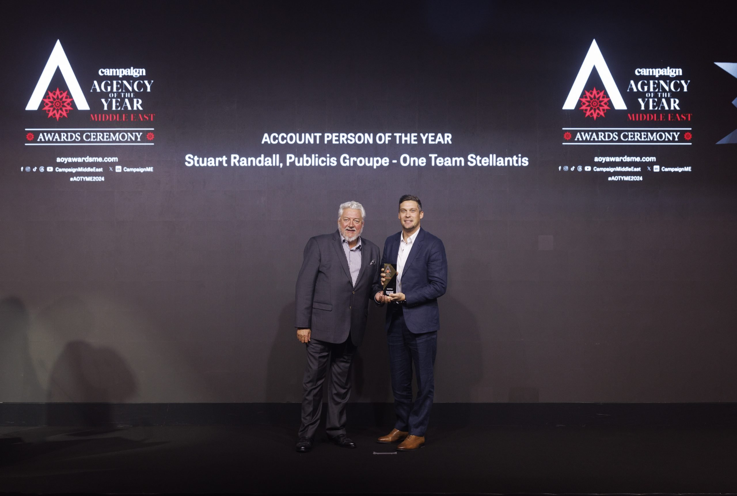Stuart Randall from One Team Stellantis – Publicis Groupe MENAT received the Account Person of the Year award from Ian Fairservice, Managing Partner and Group Editor-in-Chief at Motivate Media Group.